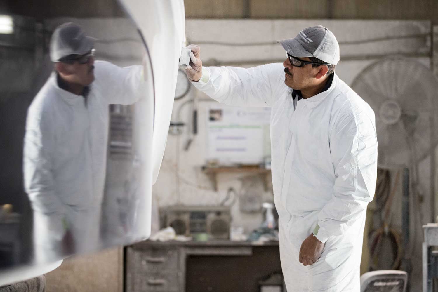 Hull Polishing