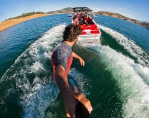 Wake surfing selfy