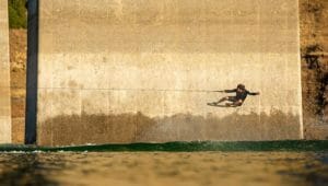 Wake skate air under bridge